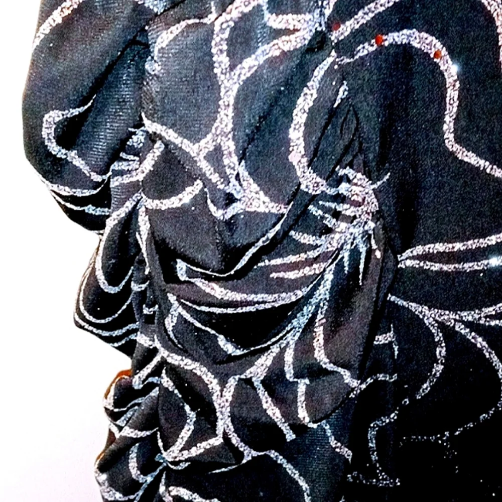 Gorgeous black MSK Women women's top with silver sequined embellishments - Picture 5 of 6